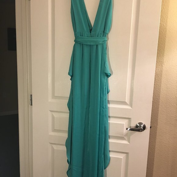BCBG gown - Picture 4 of 4
